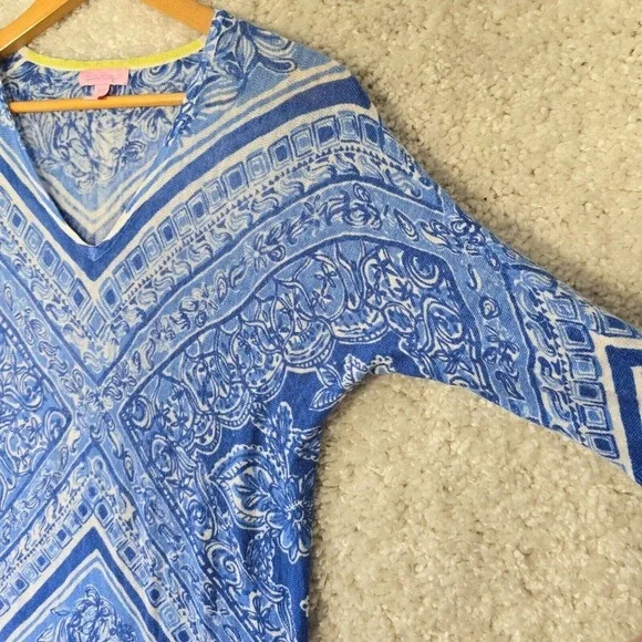 Lilly Pulitzer Linen Shirt Womens XS/S Blue White Paisley V-Neck Coastal - Picture 4 of 13